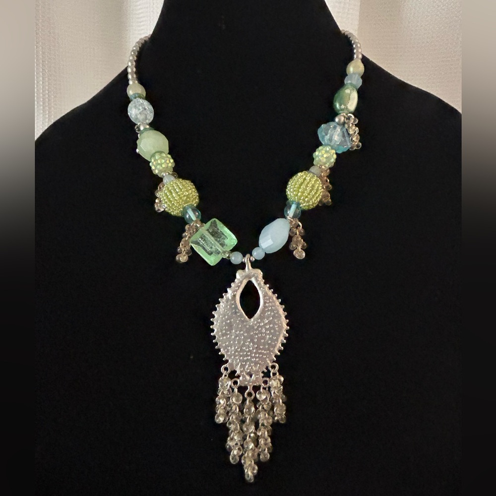 Silvertone, silver beads, blue beads medallion with blue rhinestone